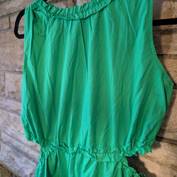 Green Sleeveless Tiered Maternity Dress - Picture 4 of 8
